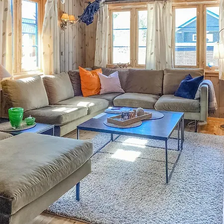 4 Bedroom Gorgeous In Bjorli